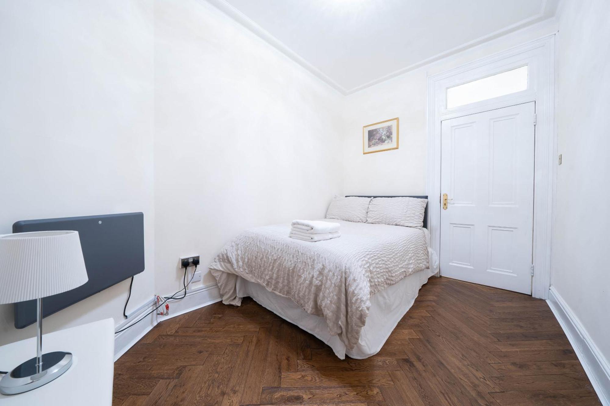 Hyde Park Serviced Rooms ลอนดอน ภายนอก รูปภาพ