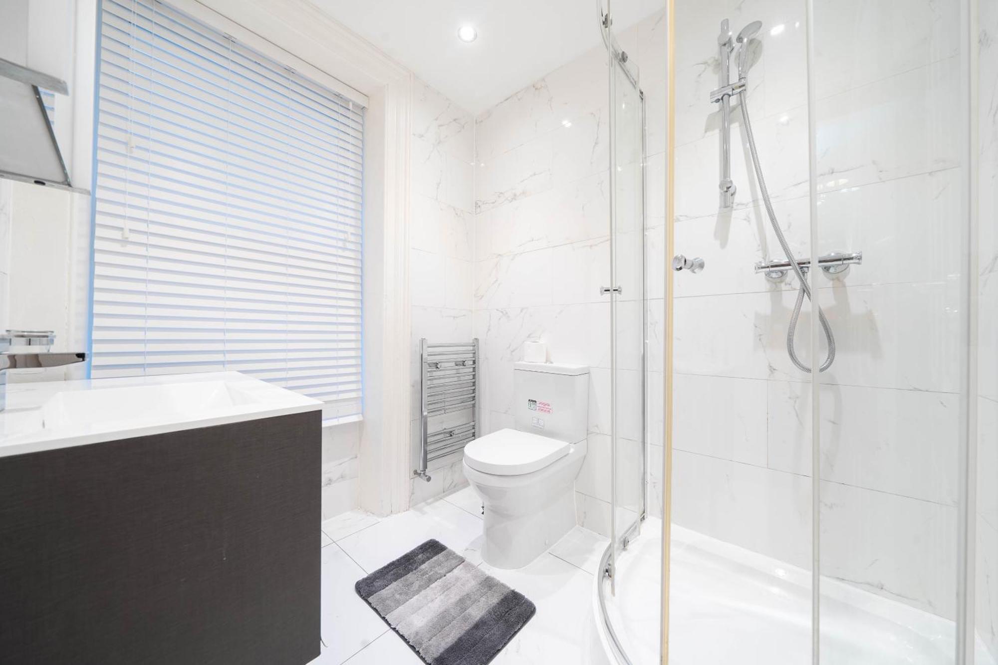 Hyde Park Serviced Rooms ลอนดอน ภายนอก รูปภาพ